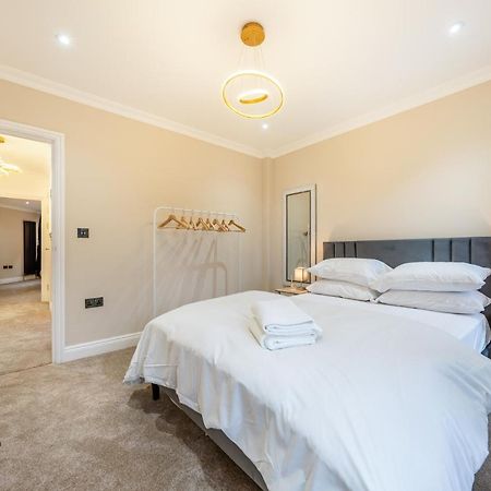 הוילה Brand New London Luxury House - Sleeps 8 מראה חיצוני תמונה