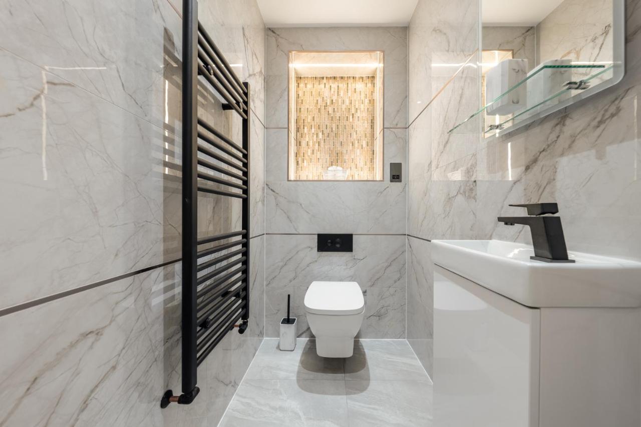 הוילה Brand New London Luxury House - Sleeps 8 מראה חיצוני תמונה